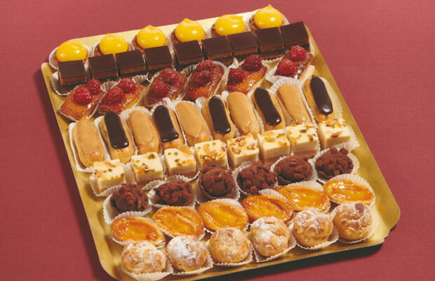 76573_Assortiment de mignardises_V_det