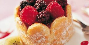 Charlottina alla Vaniglia e Frutti Rossi