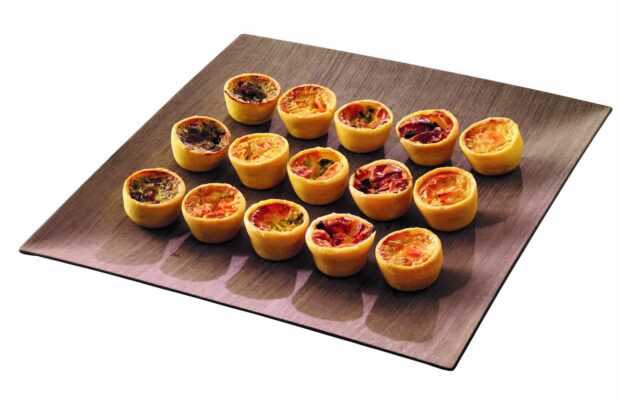 mini quiches- 12317209